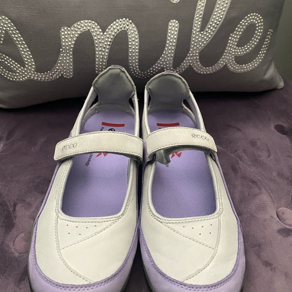 Ecco Lavender and White Shoes